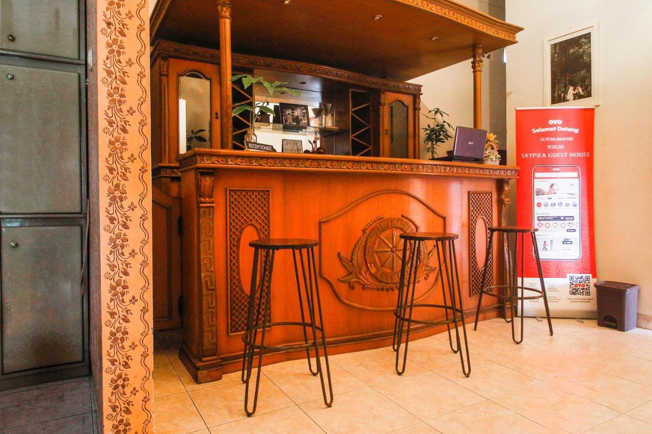 Spot On 91620 Skypiea Guest House Тасикмалая Экстерьер фото